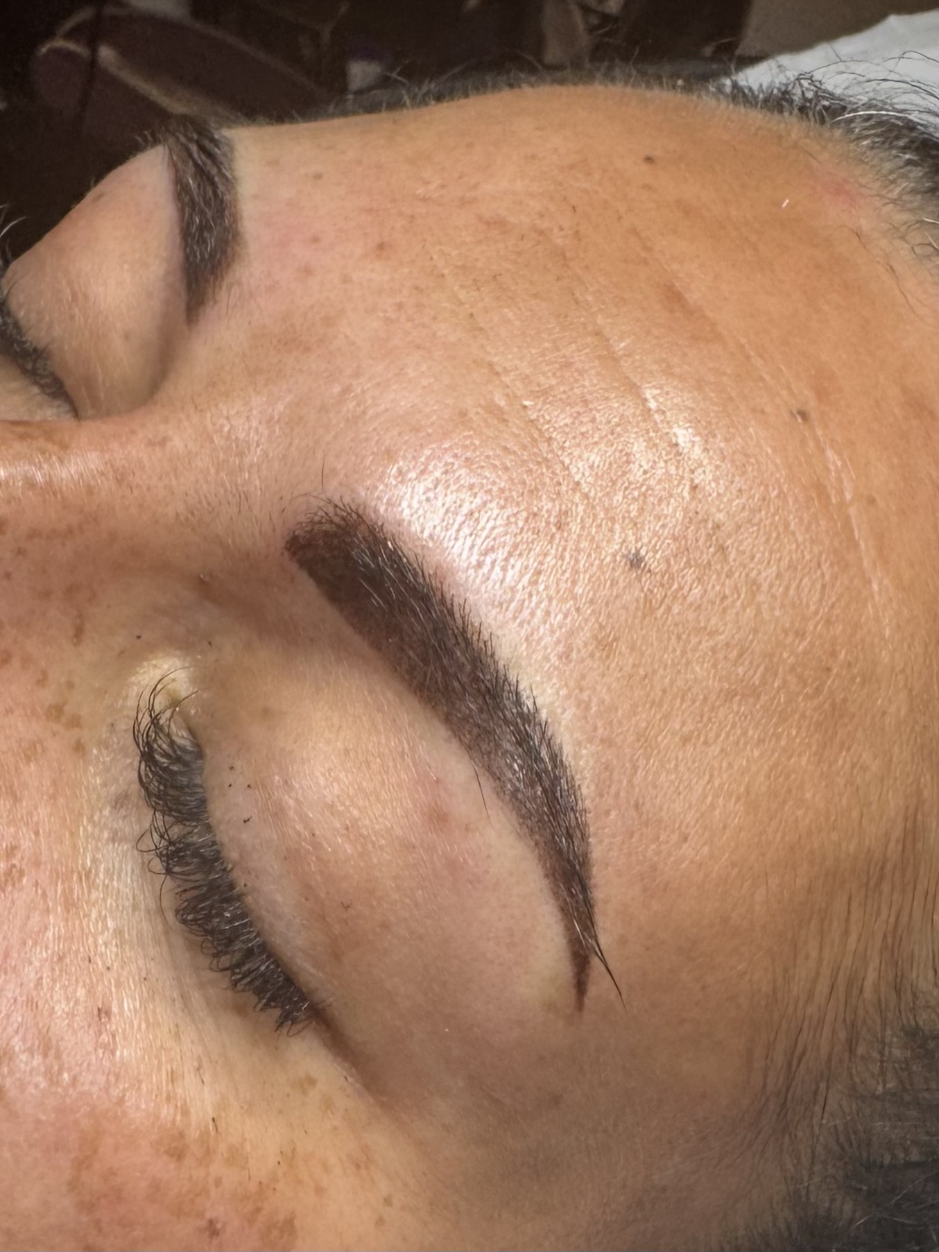 Powder Brows door PMU by Nic